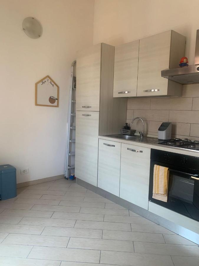 Odeon Apartment In Centro A Ліворно Екстер'єр фото