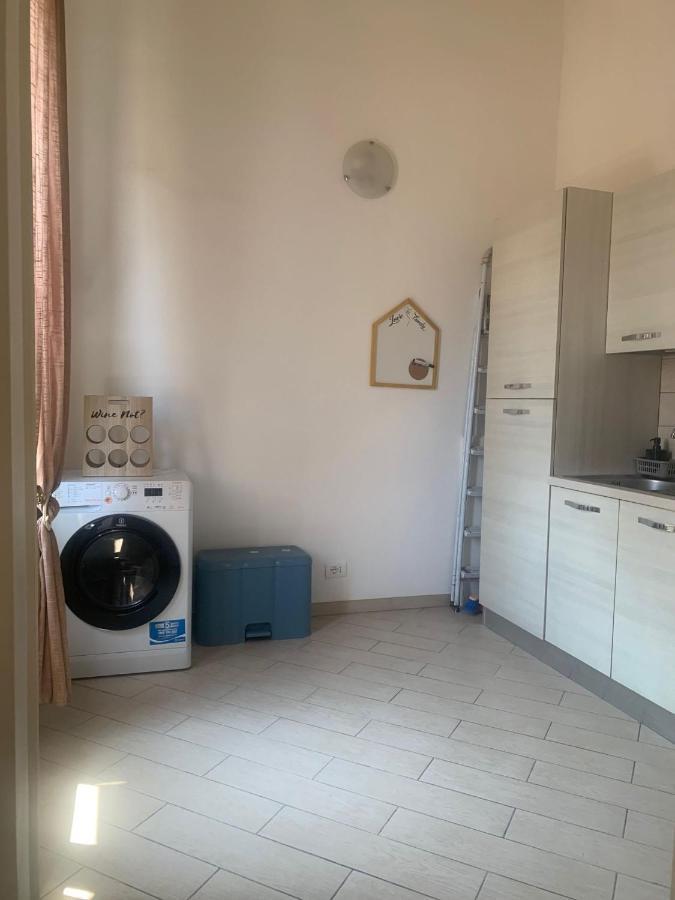 Odeon Apartment In Centro A Ліворно Екстер'єр фото
